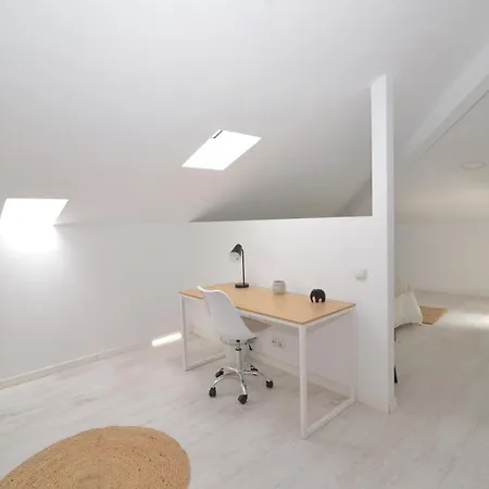 El De San Cisneros By Just-room Apartment