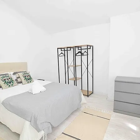 El De San Cisneros By Just-room Apartment