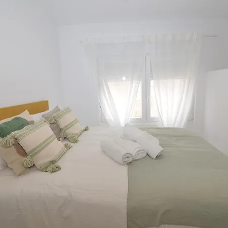 El De San Cisneros By Just-room * Santander