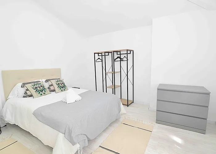 El De San Cisneros By Just-room Apartament